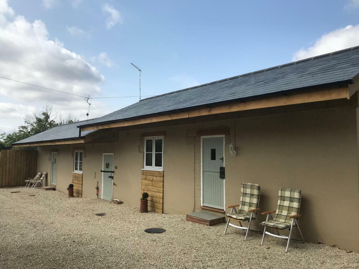 Spring Hill Cottages Towcester Exterior foto
